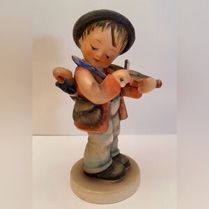 Vintage Hummel ‘Little Fiddler’